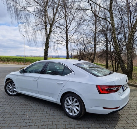 Skoda Superb cena 105000 przebieg: 34811, rok produkcji 2019 z Opole małe 92